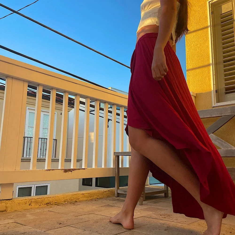 ACTIVE ruby high-low skirt - Picture 3 of 8